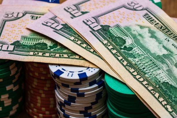 Live dealer at Pragmatic Play table interacting with players via chat during a blackjack session
